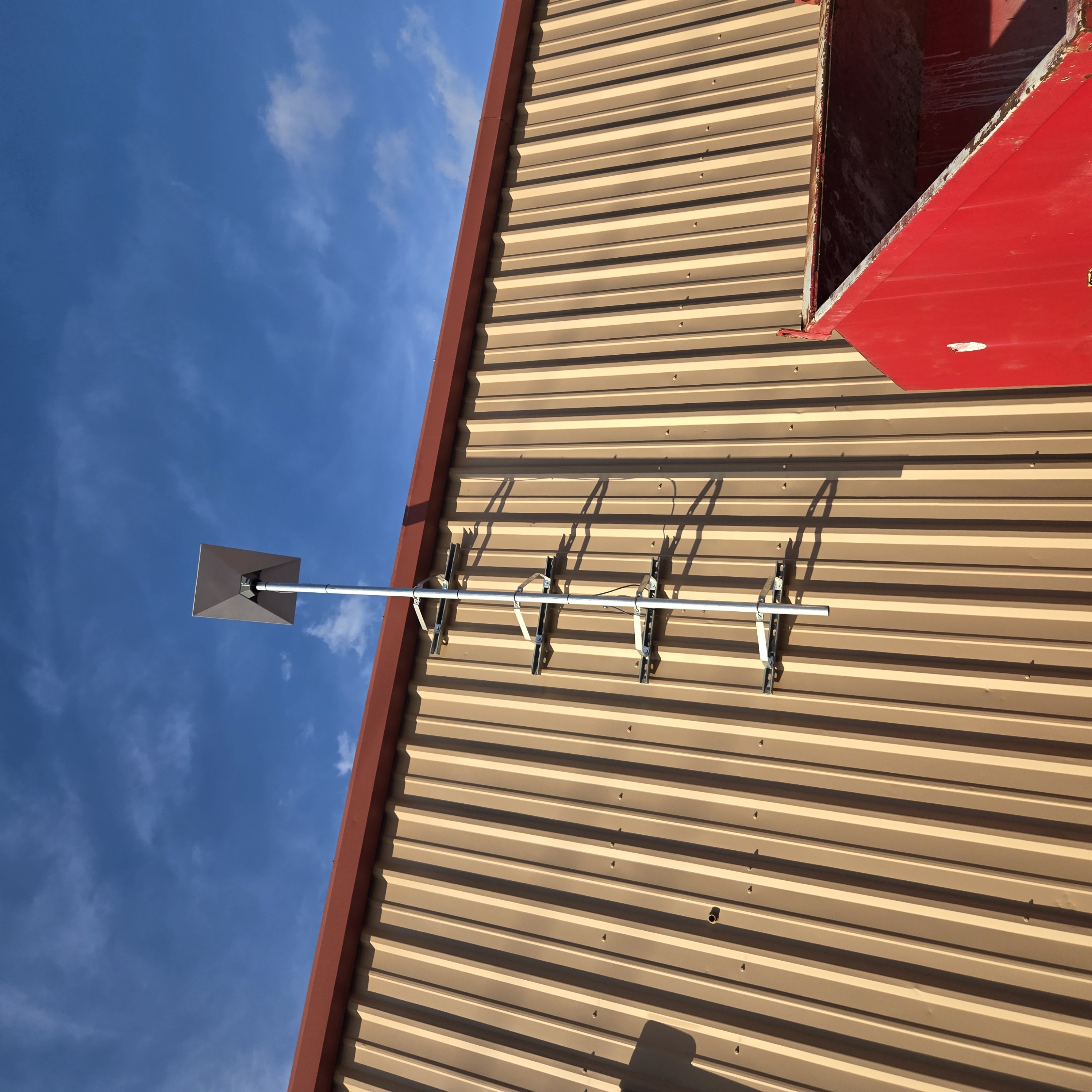 Starlink dish installation in Des Moines IA