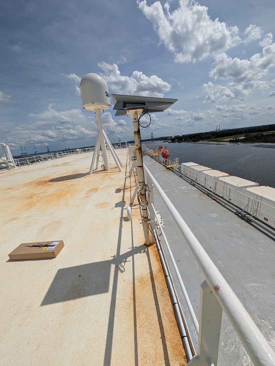 Starlink Performance Gen3 maritime installation